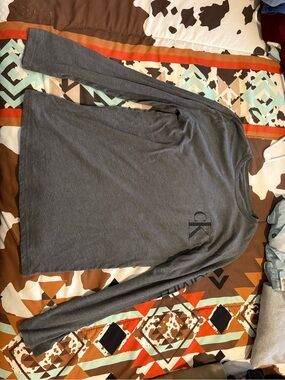 Calvin Klein Men's Long Sleeve Crewneck Tee - Charcoal Gray